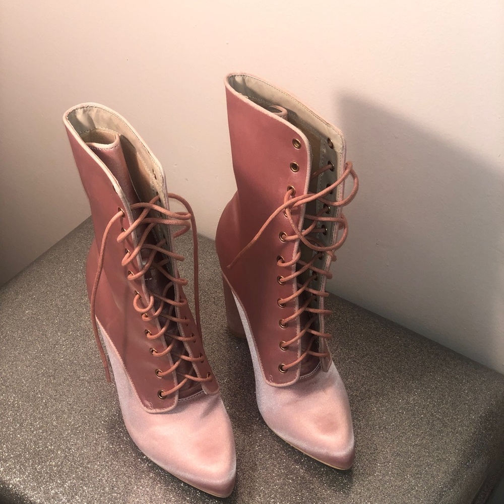 Cape Robbin heels